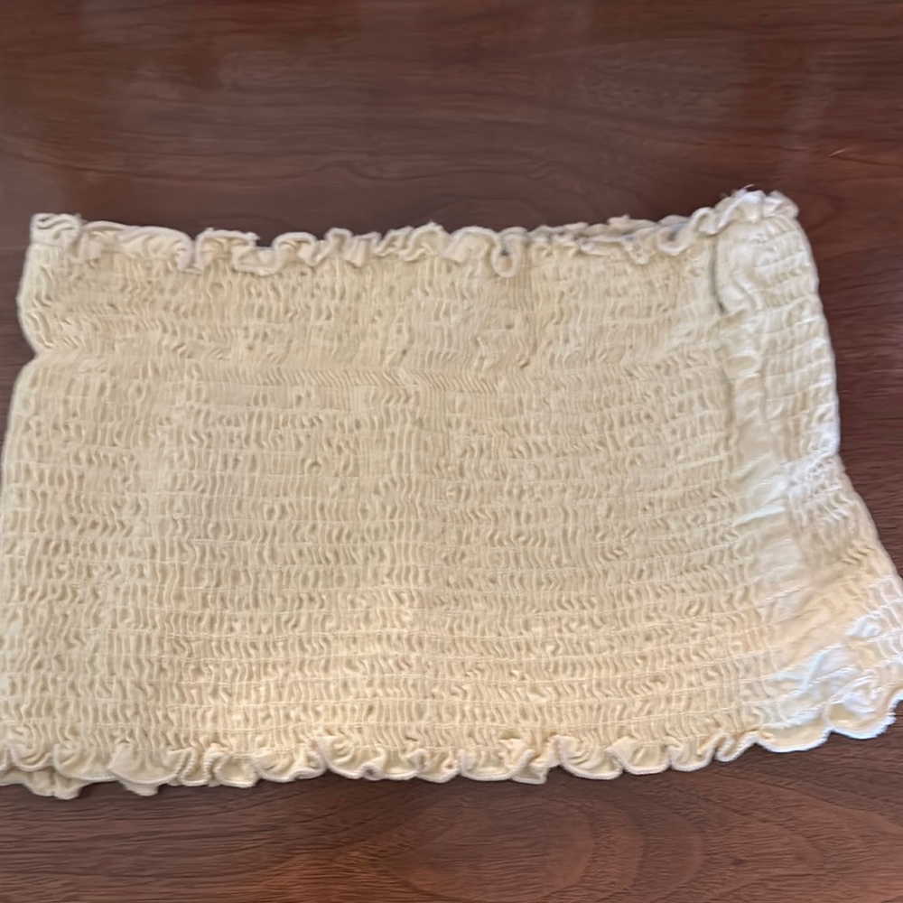 Cream Ruffled Tube Top - Picture 2 of 3